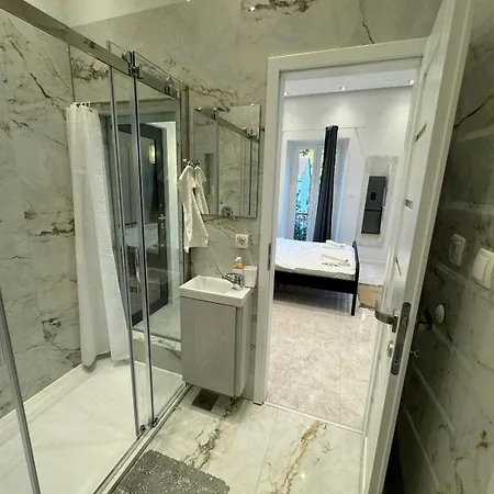 Exclusive Comfort With Balconies Apartman