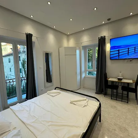Exclusive Comfort With Balconies Spalato