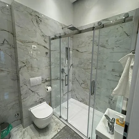 Exclusive Comfort With Balconies Appartamento