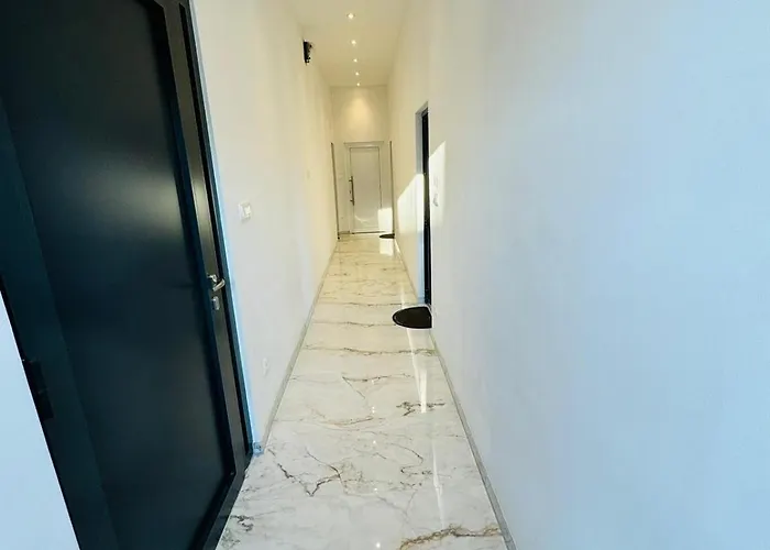 Exclusive Comfort With Balconies Apartman