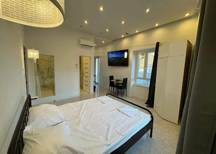 Exclusive Comfort With Balconies * سبليت